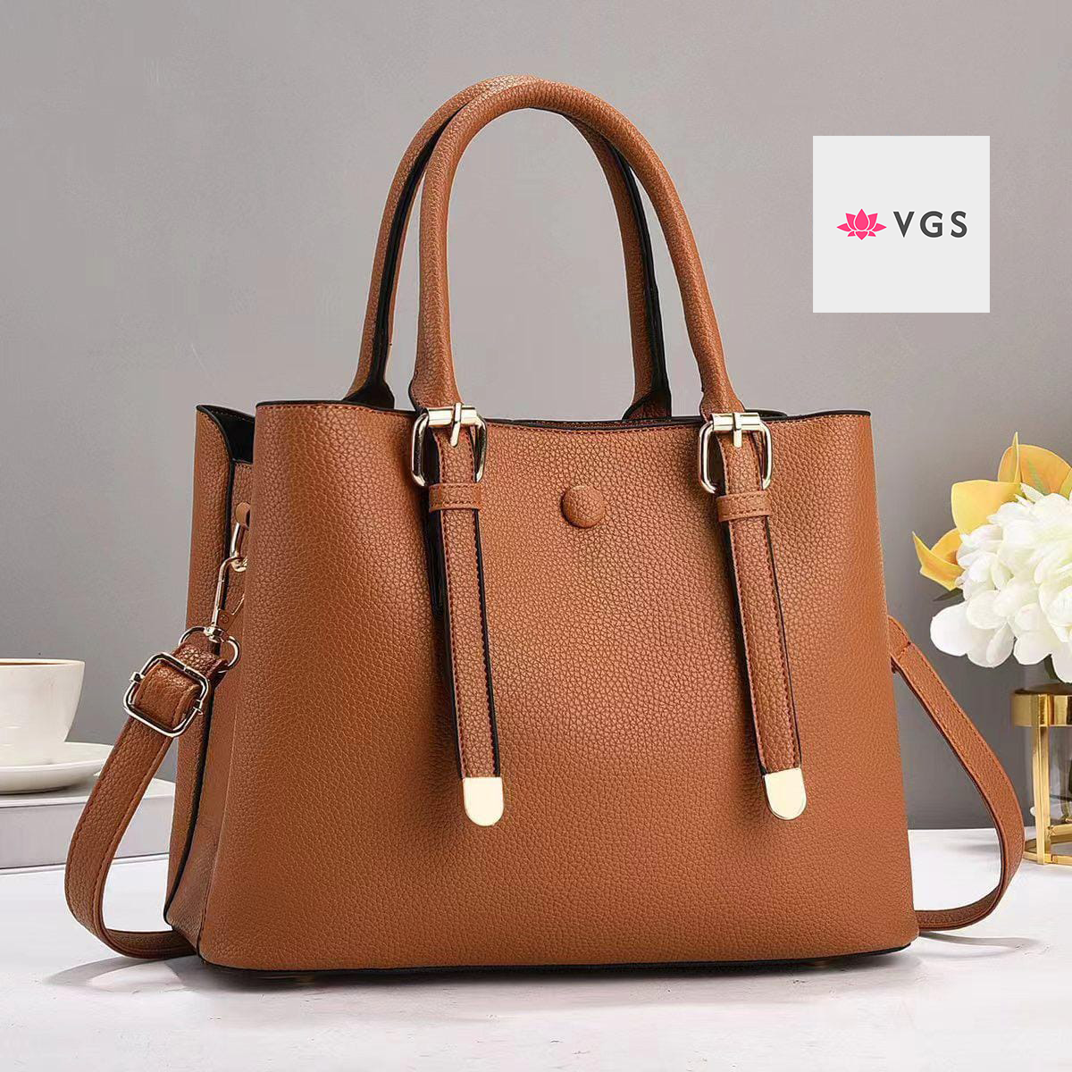 Contemporary Tote with Gold Hardware VGS-0F0F02