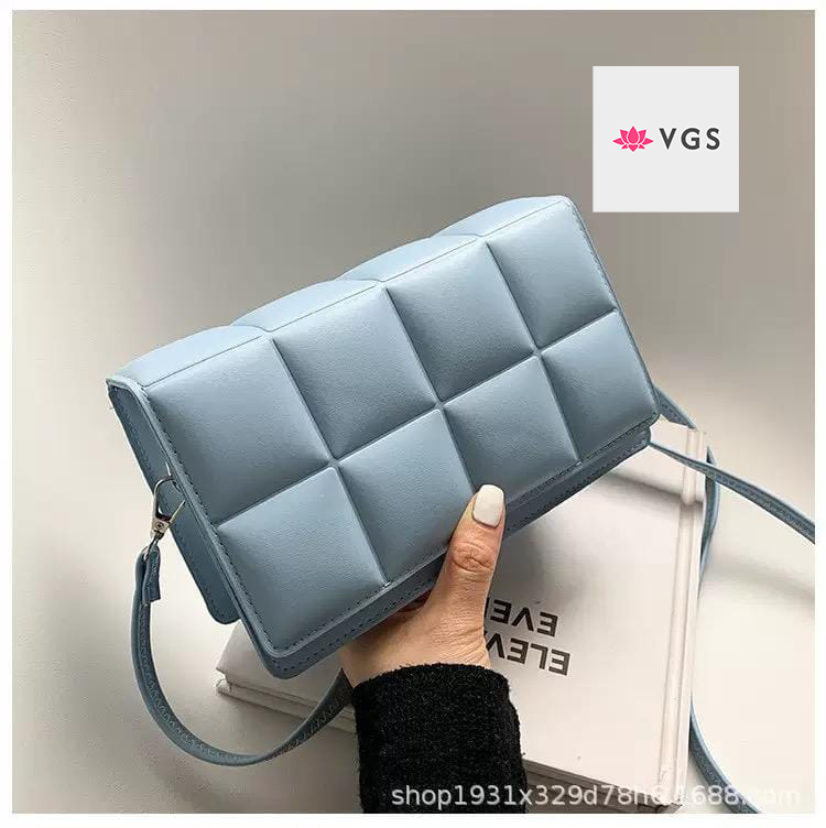 Trendy Padded Mini Shoulder Bag with Adjustable Strap VGS-0F0F04