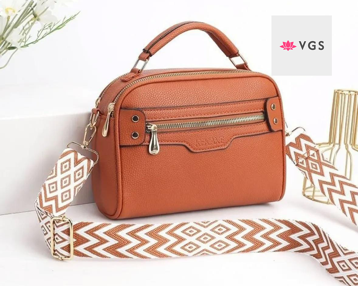Classic Structured Crossbody Bag with Geometric Strap VGS-0F0F06