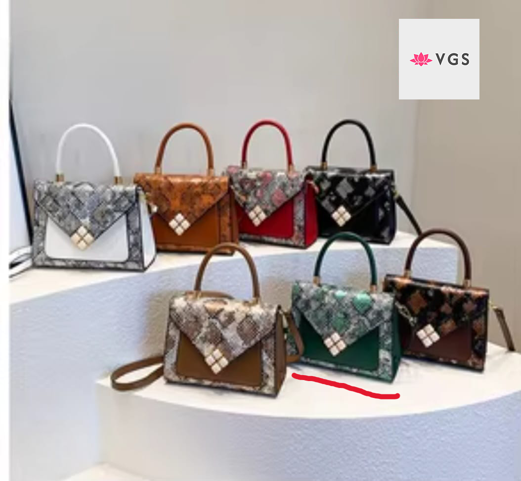 Crossbody Handbag with Diamond Lock Detail VGS-0S0H04
