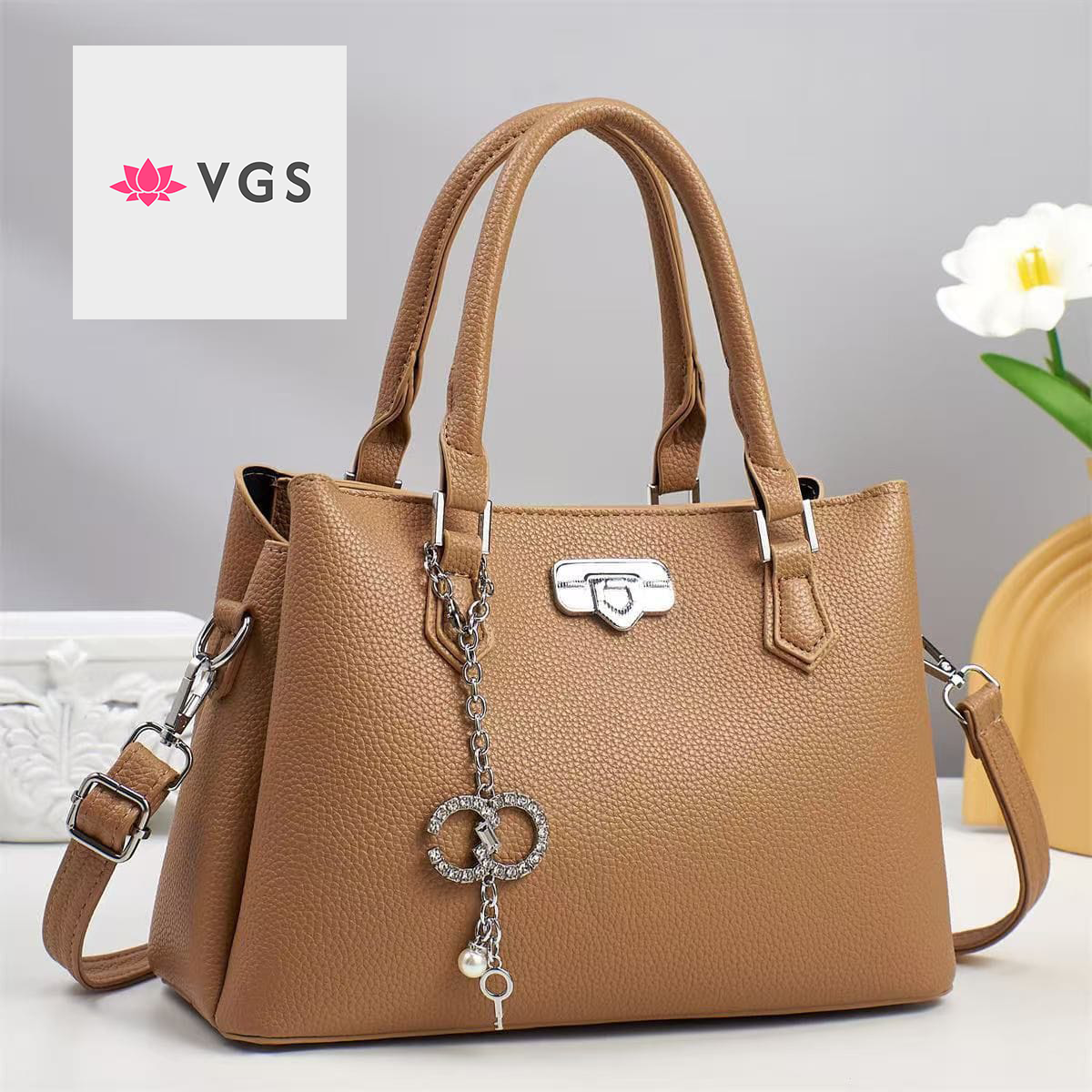 Luxury Pebbled Leather Tote Bag with Crystal Double-C Charm VGS-0H0D14