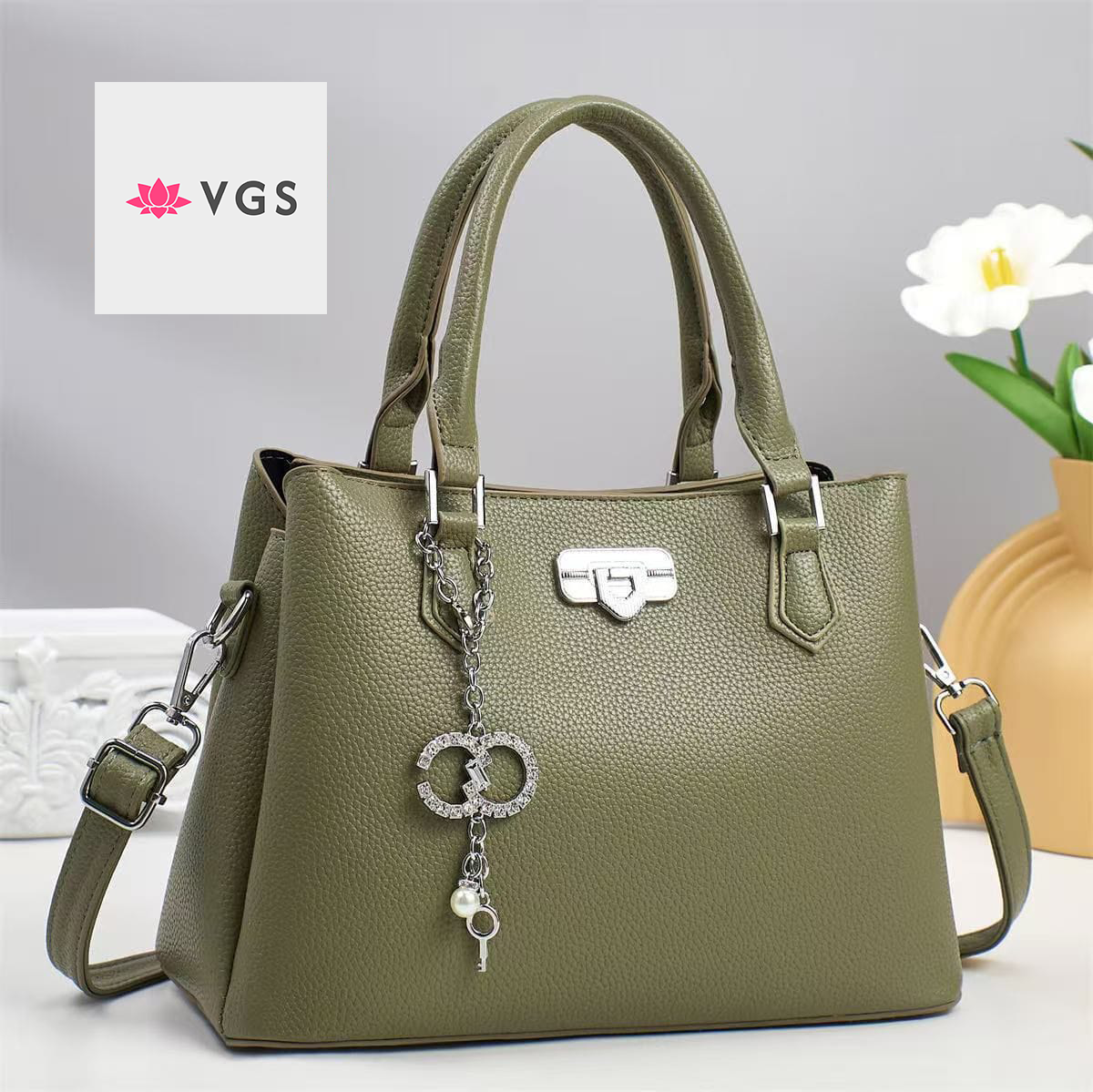 Luxury Pebbled Leather Tote Bag with Crystal Double-C Charm VGS-0H0D14